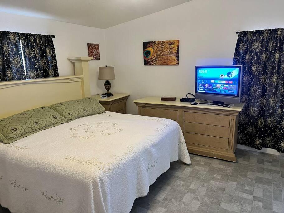 Death Valley/Prairiefire 3Bd/2Ba Home W/ Kitchen Pahrump Kültér fotó