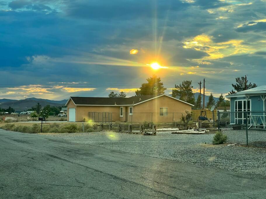 Death Valley/Prairiefire 3Bd/2Ba Home W/ Kitchen Pahrump Kültér fotó